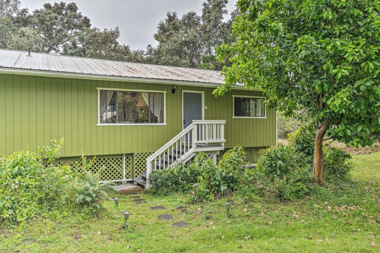 Peaceful Abode With Deck, 13 Mi To Black Sand Beach! Naalehu Extérieur photo